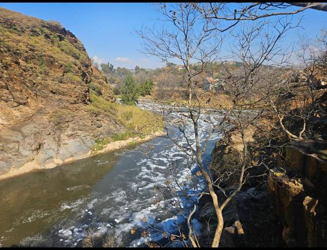 LAND FOR SALE IN LANSERIA